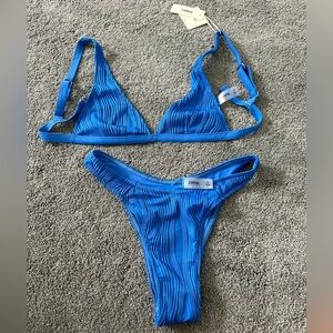Zaful Blue Bikini. Wave texture triangle Bikini. Size SMALL. NEW WITH TAGS